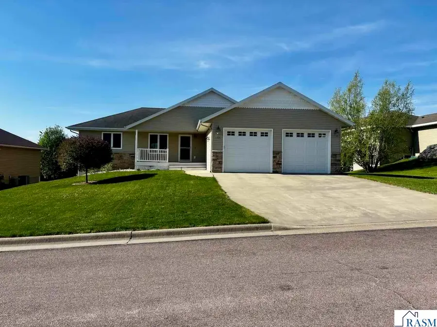 1924 Rock Ridge Lane, Saint Peter, MN 56082 - #2