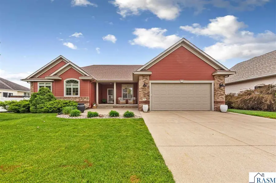 112 Jacob Drive, Mankato, MN 56001 - #2