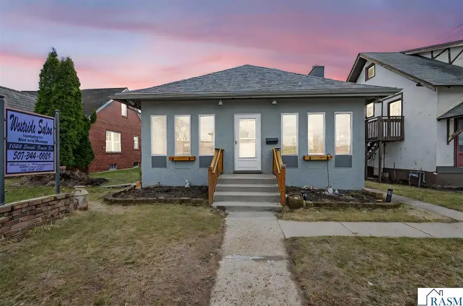 1023 S Front Street, Mankato, MN 55001 - #3
