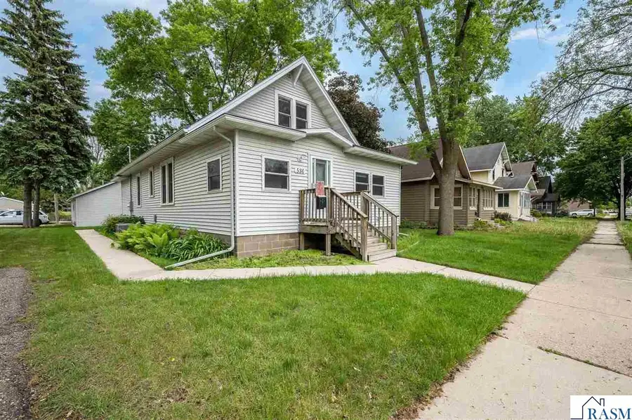 530 Lyndale Street, North Mankato, MN 56003 - #3