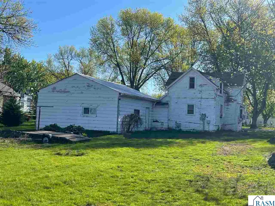 403 S park Street, Fairfax, MN 55332 - #3