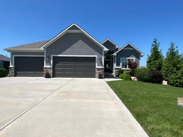 19024 Theden Street, Spring Hill, KS 66083 - Image #1