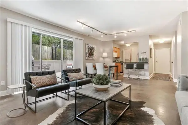 4143 Roanoke Road #4, Kansas City, MO 64111