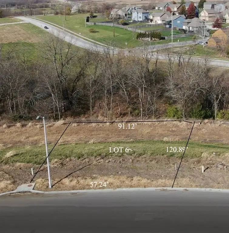 1402 Larkspur Place, Raymore, MO 64083 - Image #2