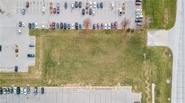 1305 S Riverside Road, Saint Joseph, MO 64507 - Image #3