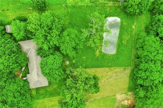 4490 Doc Henry Road, Lees Summit, MO 64082 - Image #2