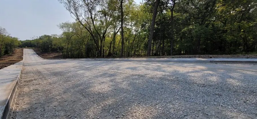 1604 SW Stonewall Drive, Oak Grove, MO 64075 - Image #3