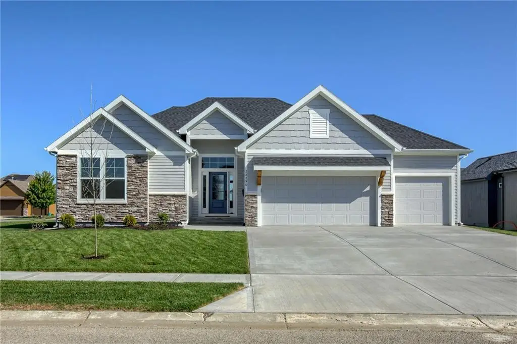 32290 W 165th Street, Gardner, KS 66030 - Image #1