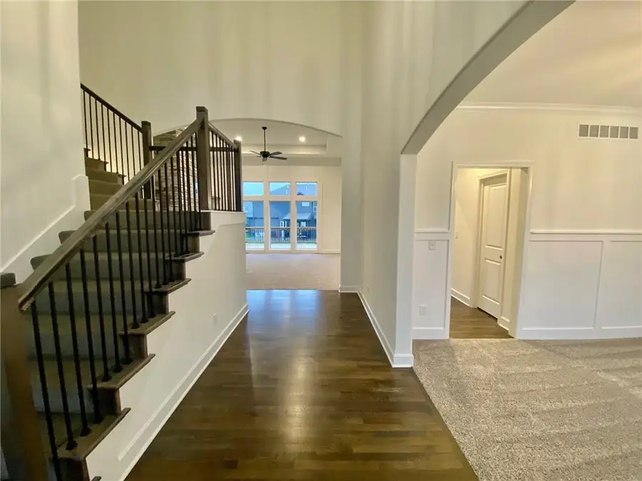 9725 N Laurel Avenue, Kansas City, MO 64157 - Image #3