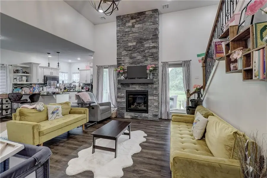 1824 Silverback Way, Pittsburg, KS 66762 - Image #3