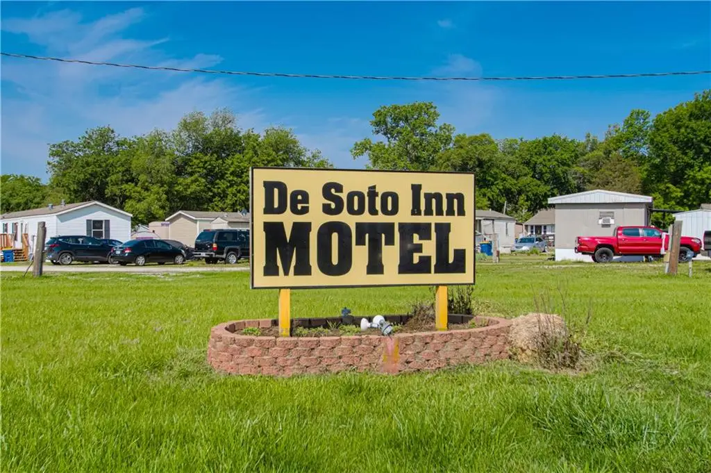 32550 Lexington Avenue, De Soto, KS 66018 - Image #1