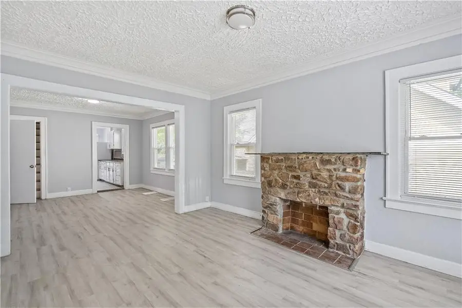 2016 E 59th Street, Kansas City, MO 64130 - Image #3