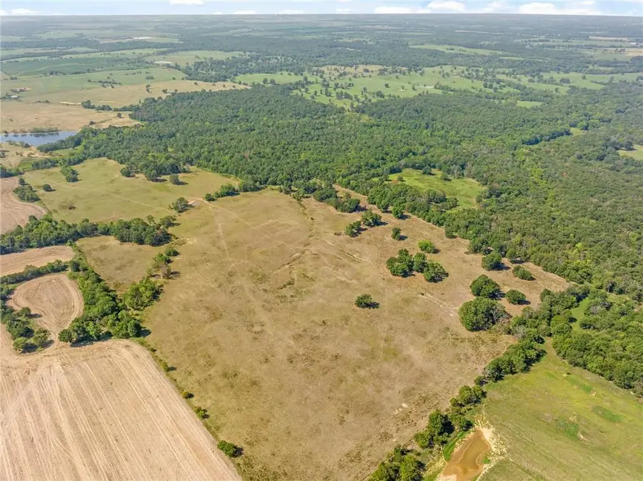 20886 E B Hwy Highway, Sheldon, MO 64784 - Image #2