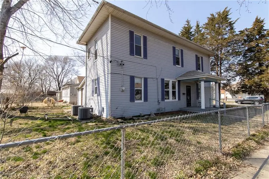 404 Massachusetts Street, Saint Joseph, MO 64504 - Image #3