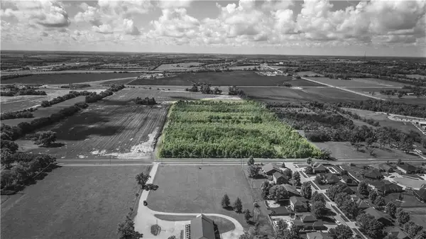 700 W 19th Street, Ottawa, KS 66067