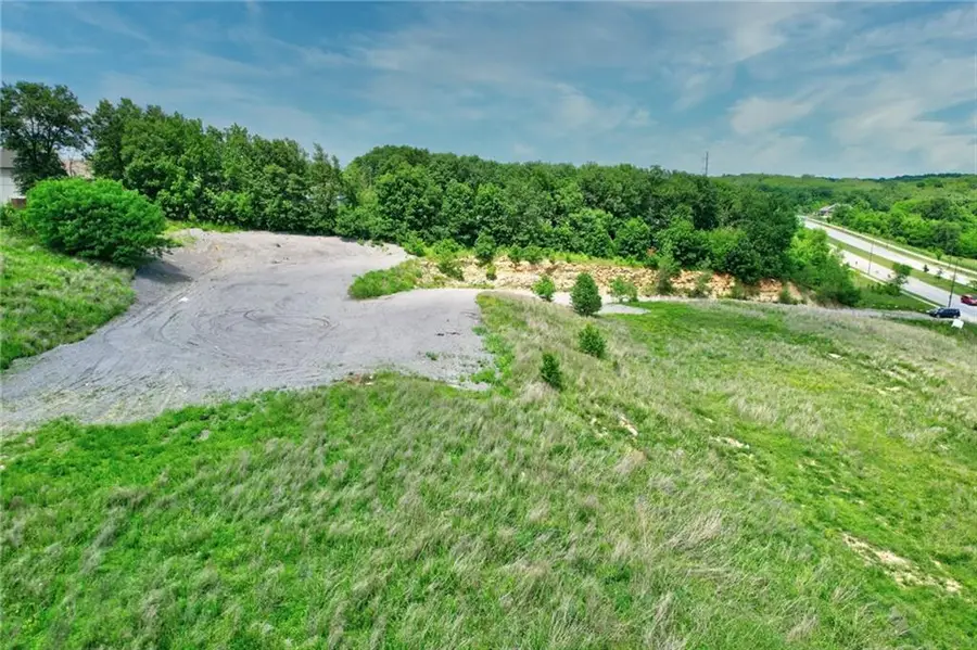 152 Hwy & Maplewoods Pkwy Street, Kansas City, MO 64155 - Image #2