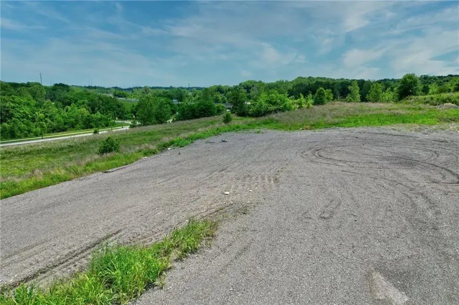 152 Hwy & Maplewoods Pkwy Street, Kansas City, MO 64155 - Image #3