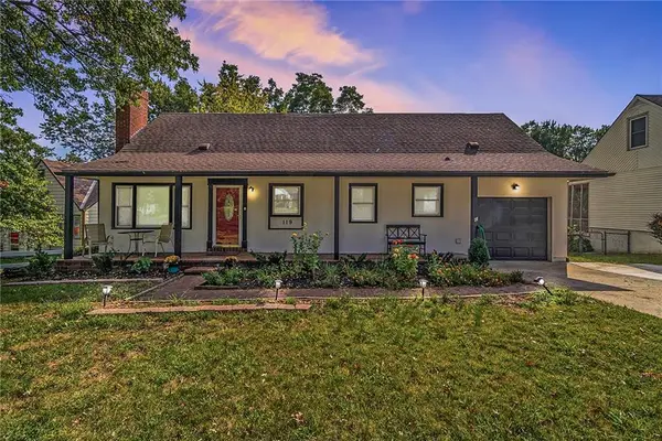 119 NE Evansdale Road, Kansas City, MO 64116