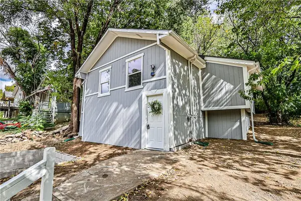 733 Ditman Ave Avenue, Kansas City, MO 64125