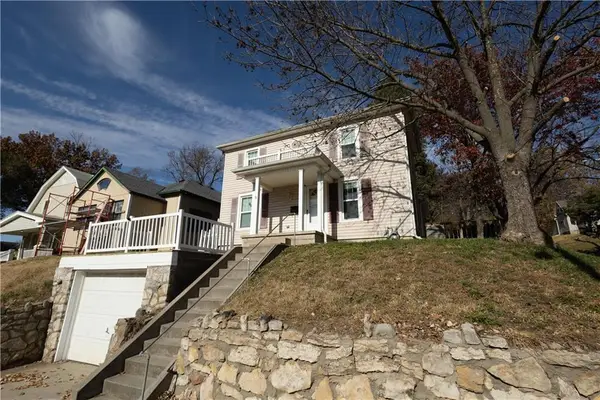 1225 5th Avenue, St Joseph, MO 64505