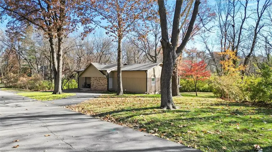 803 E Dauxville Drive, Richmond, MO 64085 - Image #3