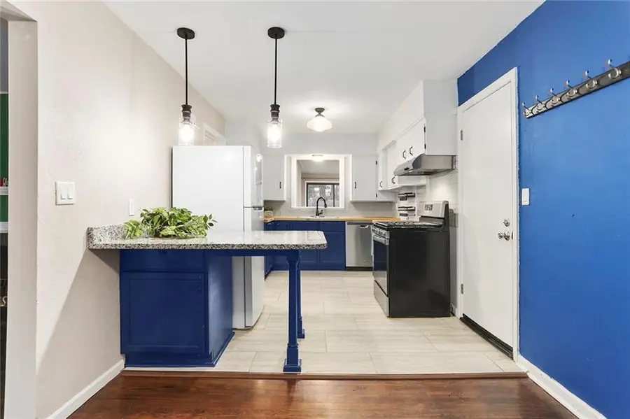 1402 High Grove Road, Grandview, MO 64030 - Image #2