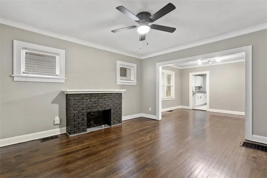 4345 Chestnut Avenue, Kansas City, MO 64130 - Image #2