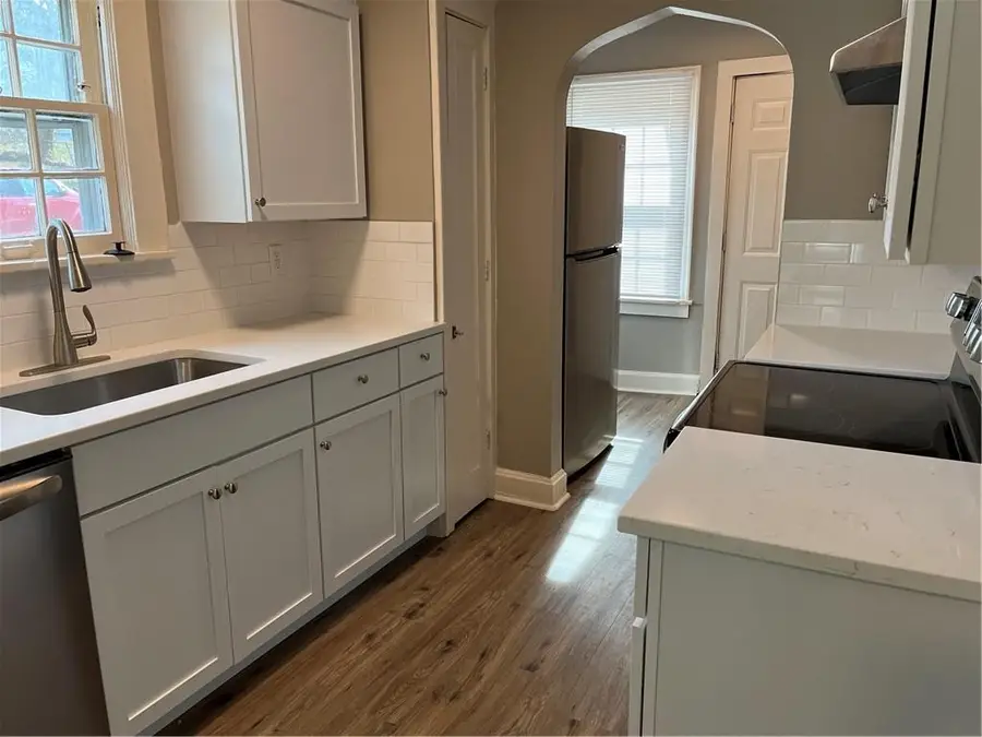 2819 E 63rd Street, Kansas City, MO 64130 - Image #2