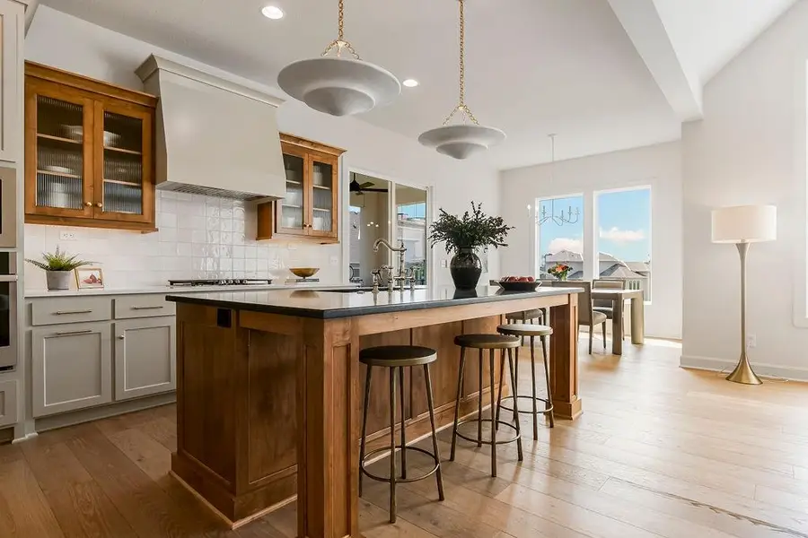 16735 S Hall Street, Olathe, KS 66062 - Image #2