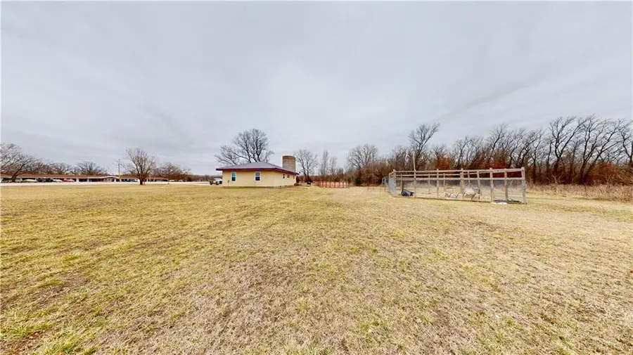 700/ 702 N National Avenue, Fort Scott, KS 66701 - Image #3