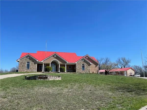 2240 Kansas Road, Fort Scott, KS 66701
