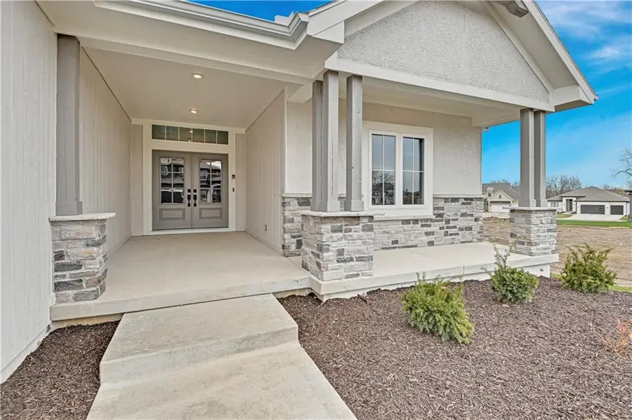 17421 Gillette Street, Overland Park, KS 66221 - Image #2