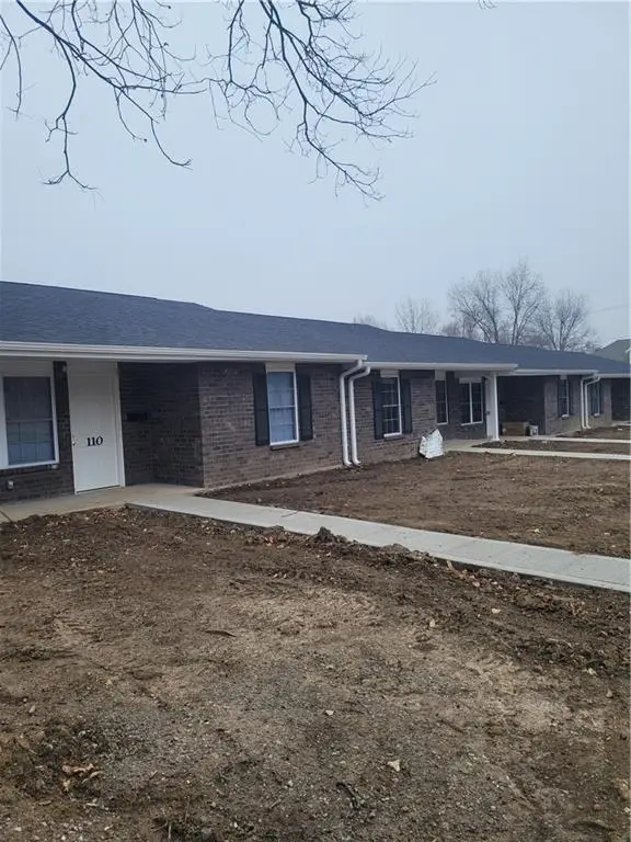 114 N Locust Street, Sweet Springs, MO 65351 - Image #2