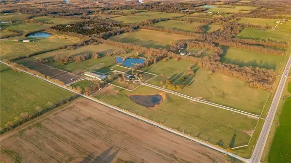 6841 E 7 Highway, Clinton, MO 64735