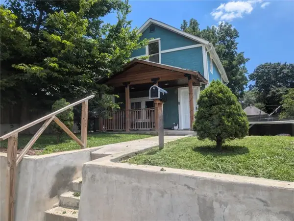 5823 E 10th Street, Kansas City, MO 64126