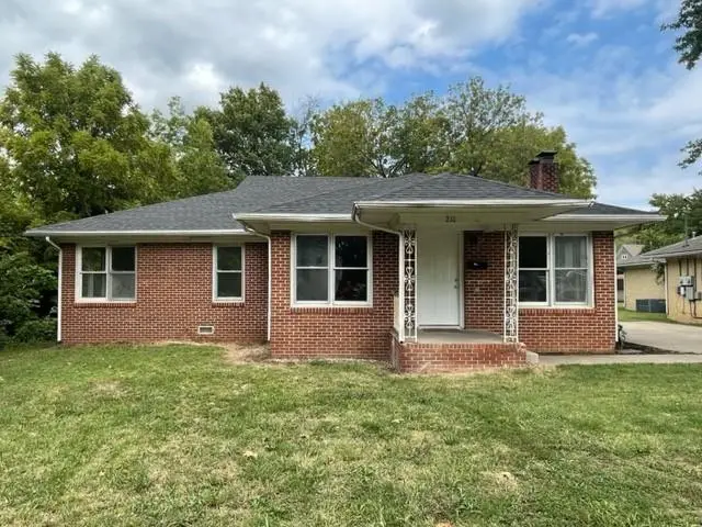 210 W Cleveland Street, Pittsburg, KS 66762 - Image #1