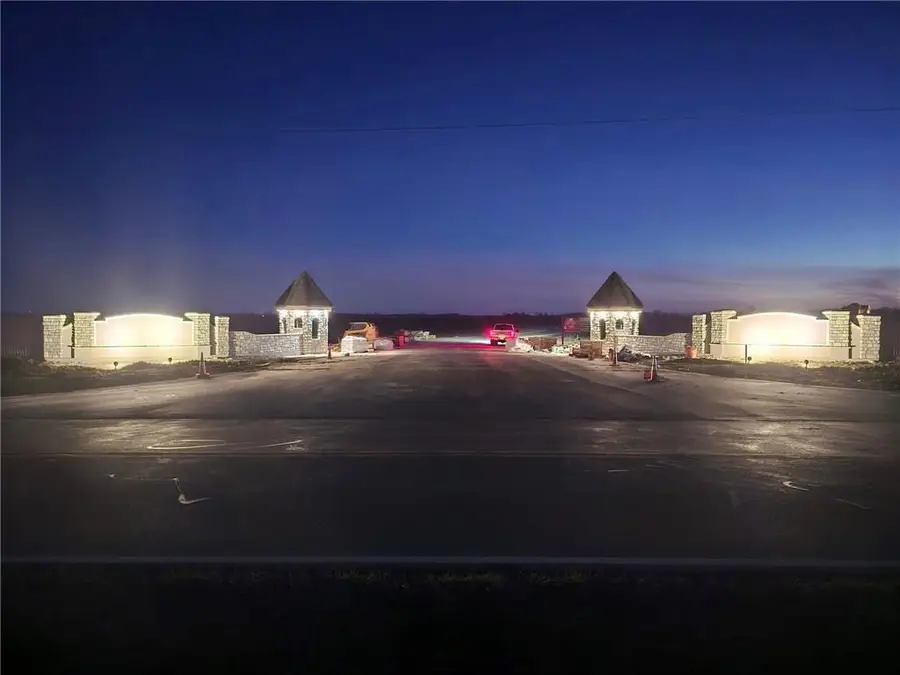 18703 Bella Terra Road, Raymore, MO 64083 - Image #2