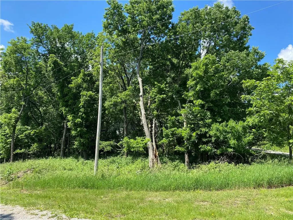 6 Meadowbrook Drive, Linn Valley, KS 66040 - Image #1