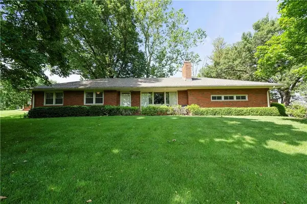 4036 Shrine Park Road, Leavenworth, KS 66048