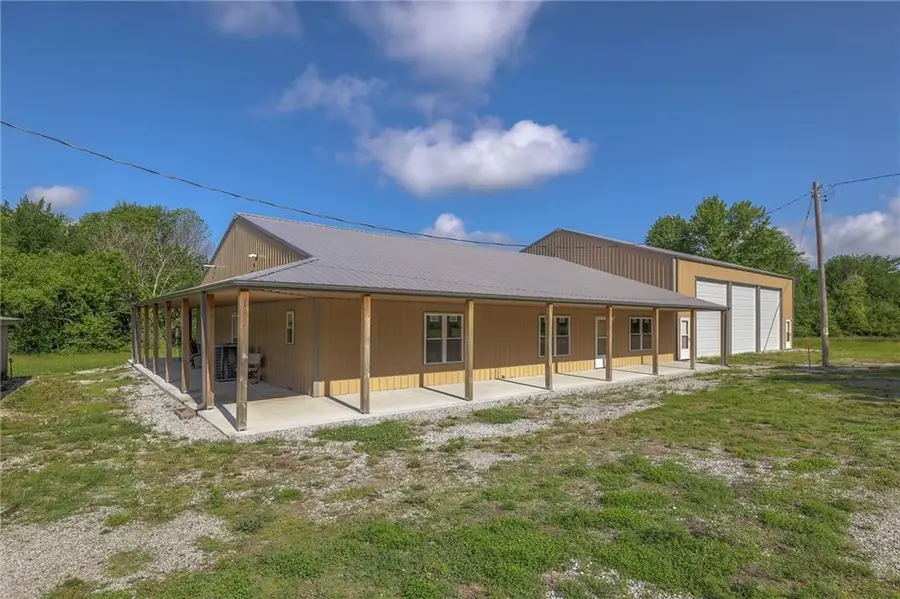 209 N 8th Street, Deepwater, MO 64740 - Image #2