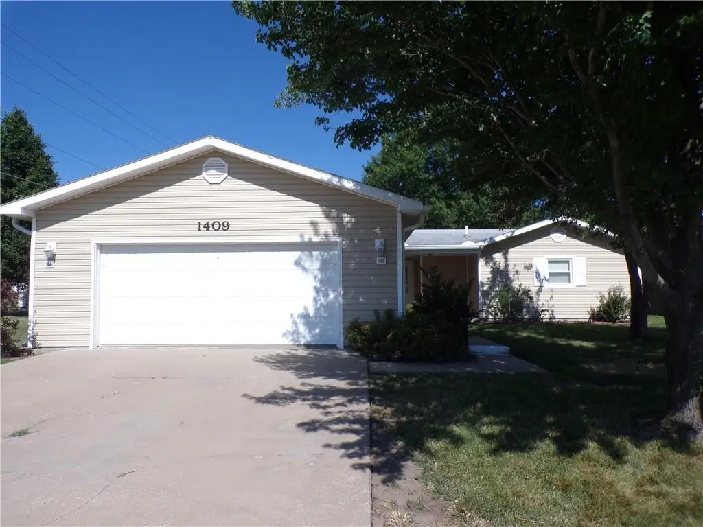 1409 N Walnut Street, Iola, KS 66749 - Image #1