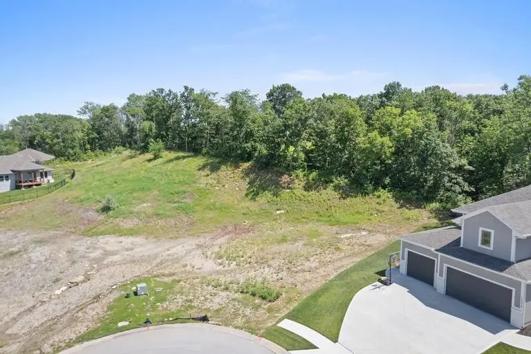 12215 Walnut Street, Kansas City, MO 64146 - Image #3