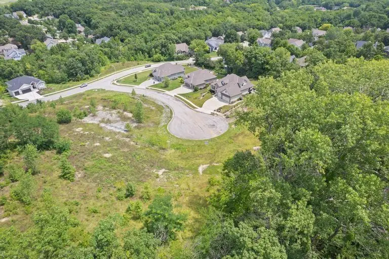 12216 Mcgee Street, Kansas City, MO 64146 - Image #3