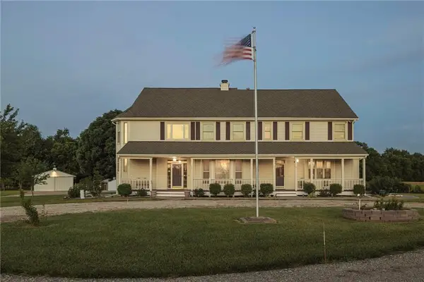 21515 S Prospect Avenue, Cleveland, MO 64734