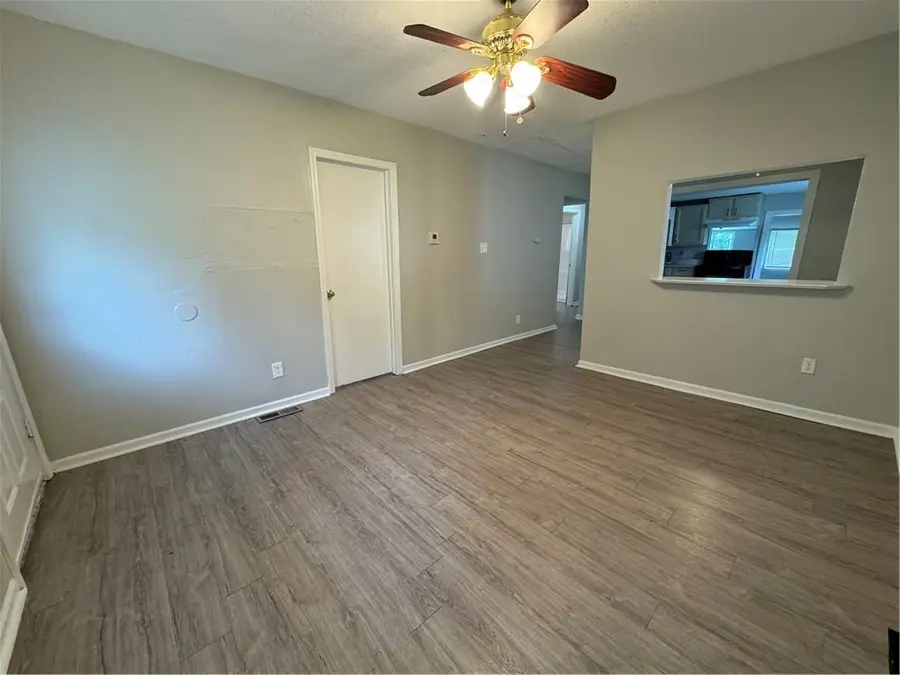 609 N Hocker Avenue, Independence, MO 64050 - Image #3