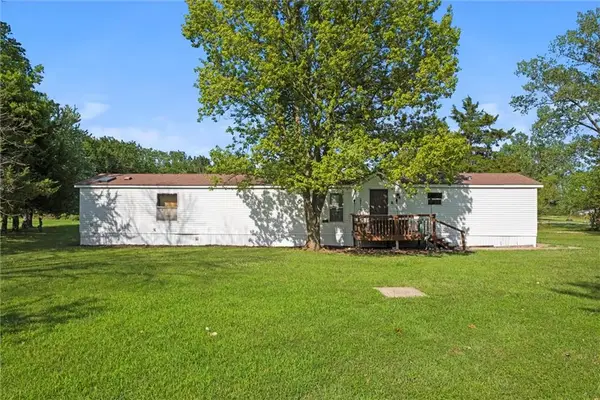 111 Racoon Court, Gallatin, MO 64640