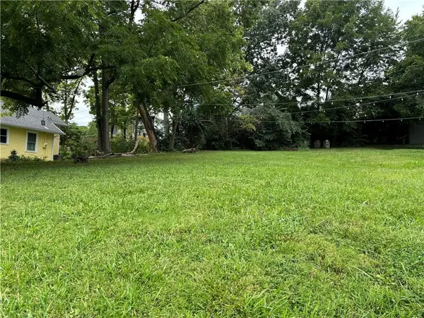 4236 Virginia Avenue, Kansas City, MO 64110