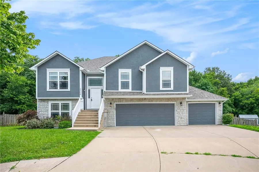 2304 Woodland Circle, Kearney, MO 64060 - Image #3