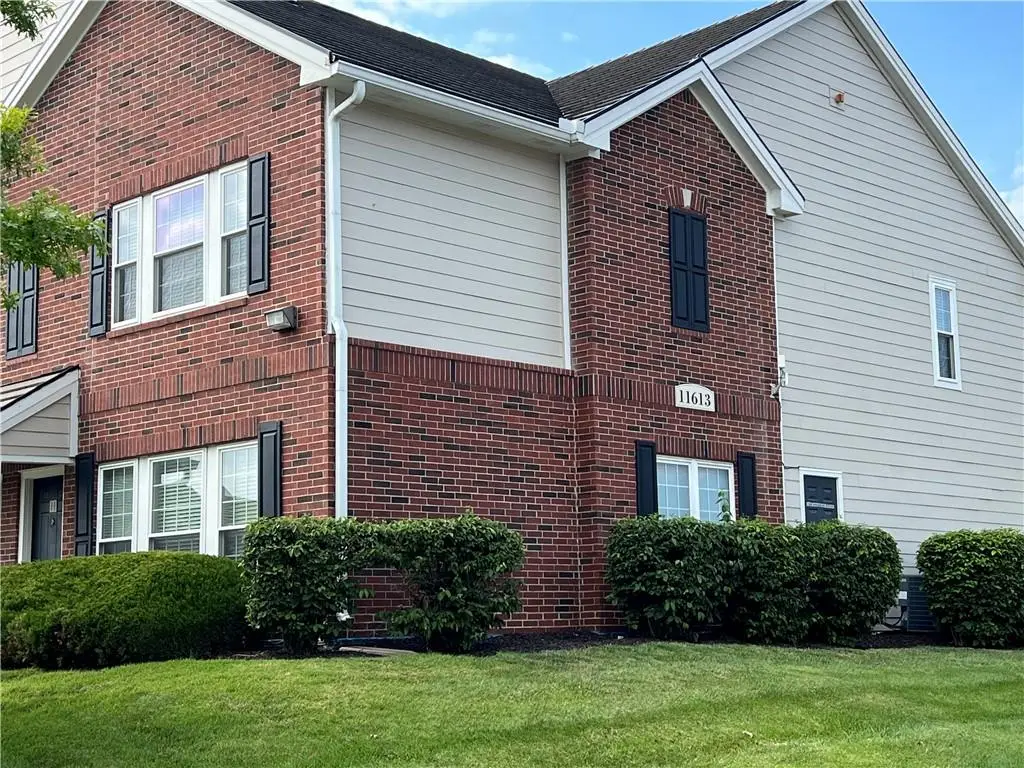 11613 Tomahawk Creek Parkway #H, Leawood, KS 66211 - Image #1