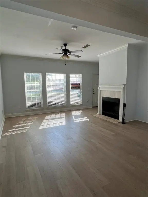 11613 Tomahawk Creek Parkway #H, Leawood, KS 66211 - Image #2